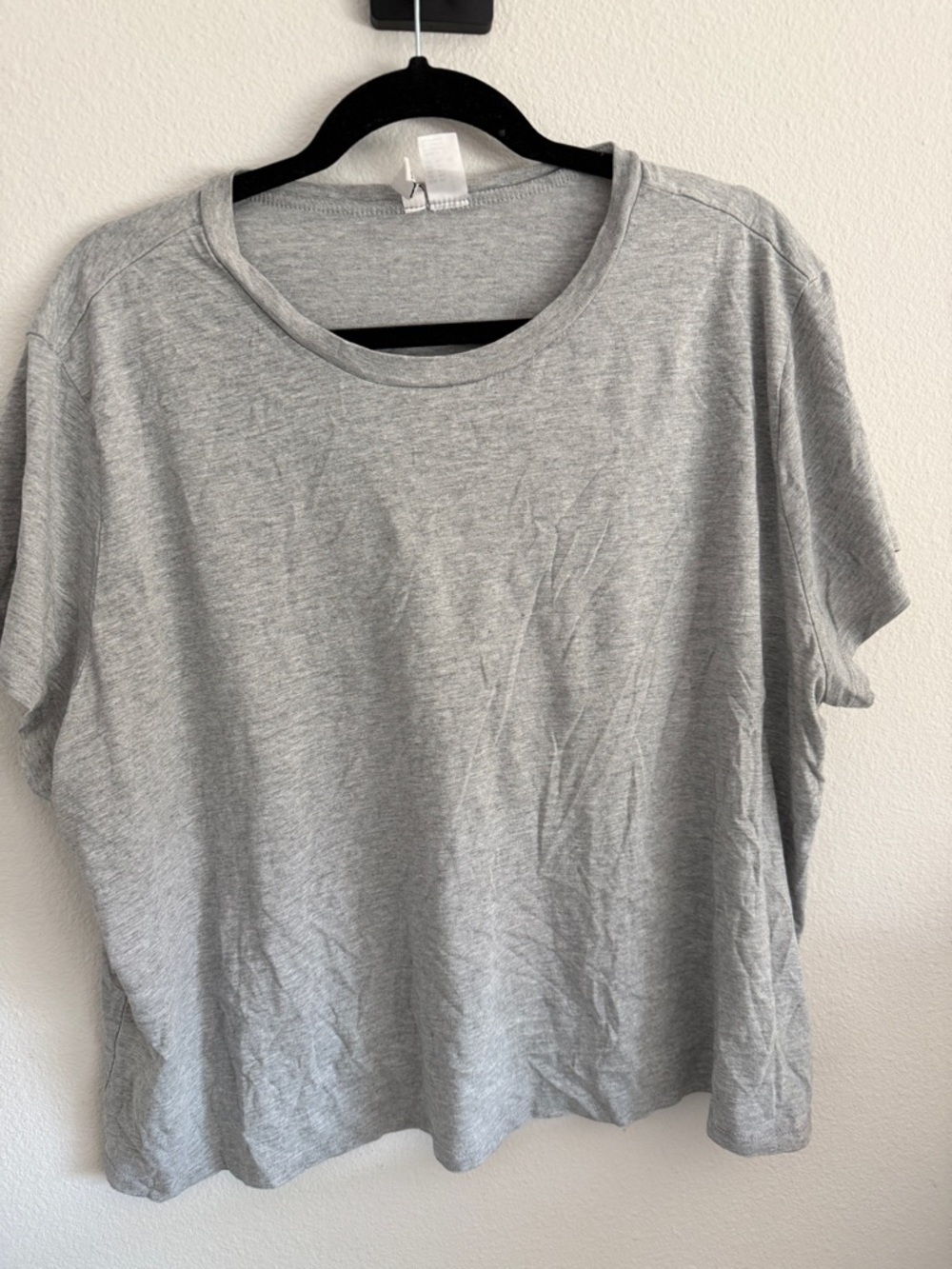 H&M Gray Short Sleeve Crewneck Tee